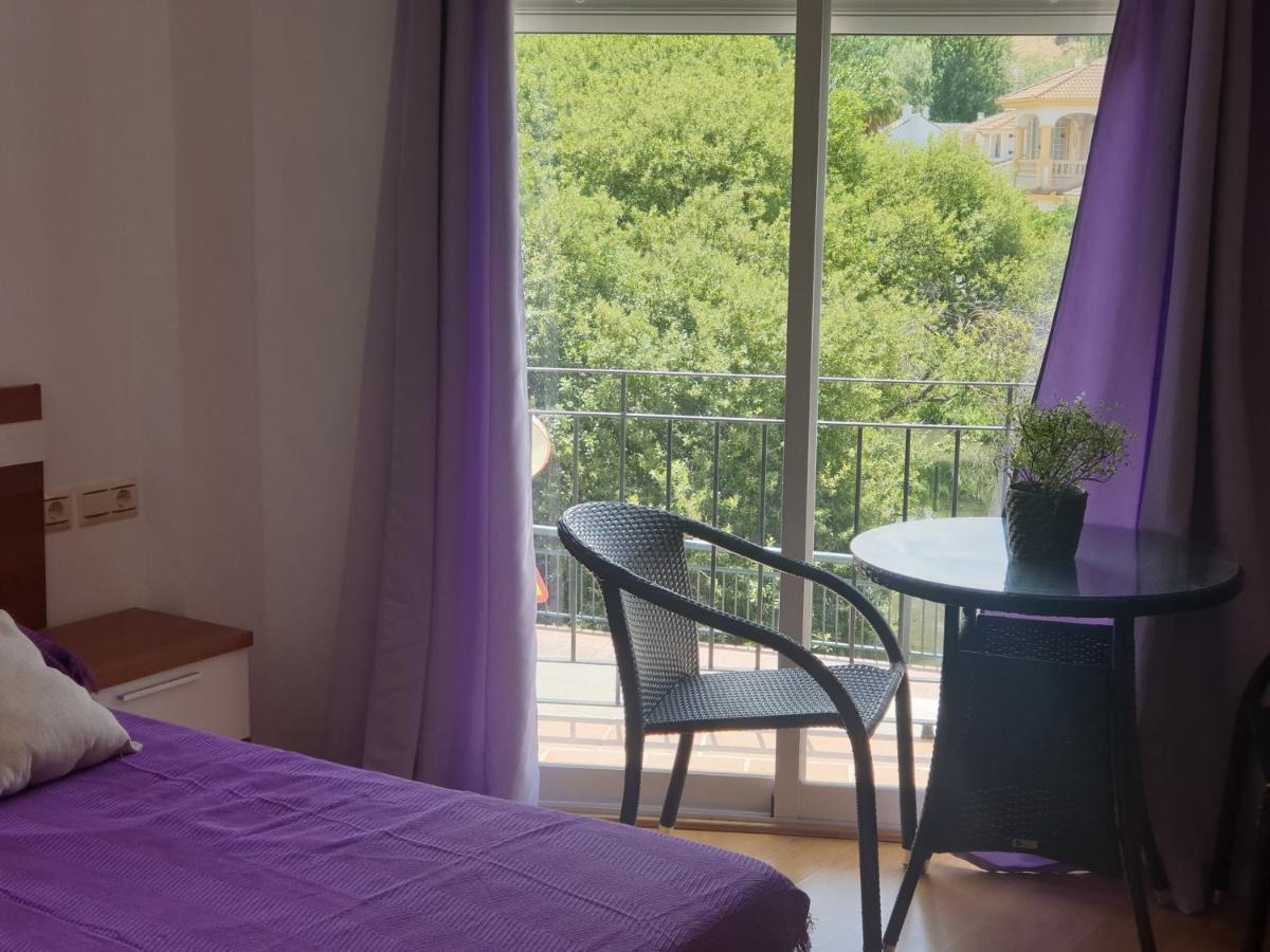 Apartamento En Cuevas Del Becerro Zewnętrze zdjęcie