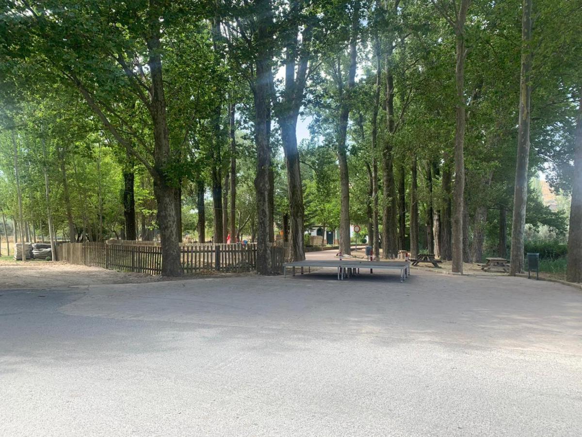 Apartamento En Cuevas Del Becerro Zewnętrze zdjęcie